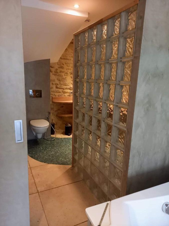 Les Chambres Du Vieux Bistrot Cabrières-dʼAvignon Exteriér fotografie