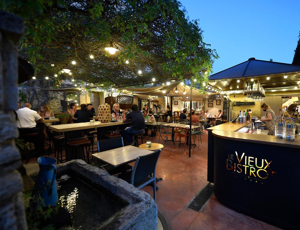 Les Chambres Du Vieux Bistrot Cabrières-dʼAvignon Exteriér fotografie