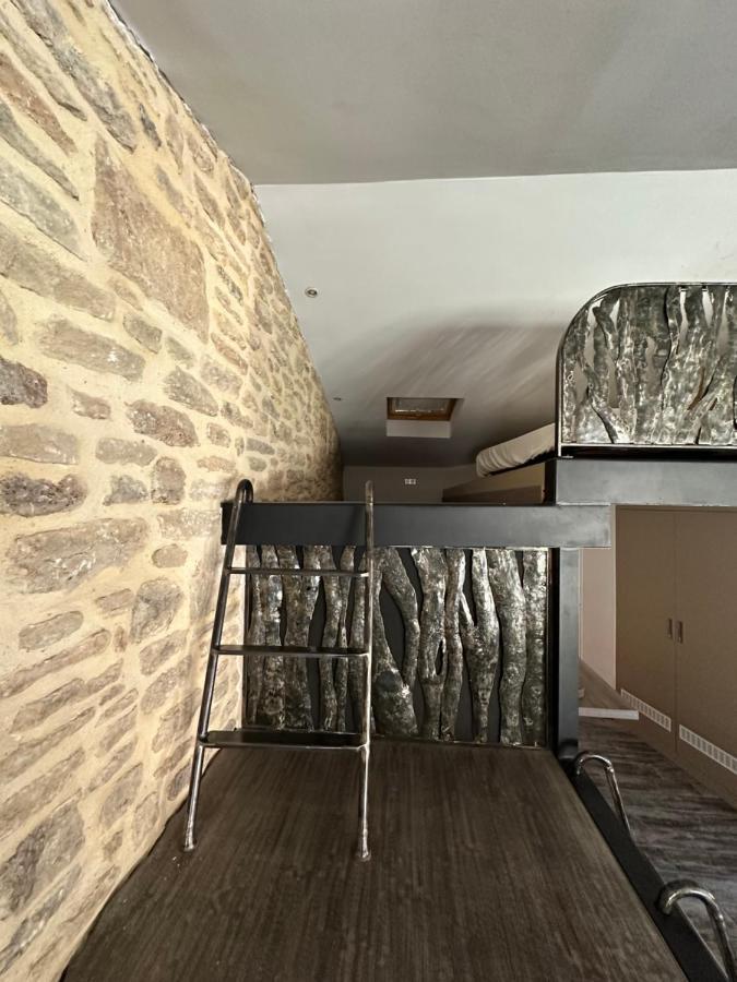 Les Chambres Du Vieux Bistrot Cabrières-dʼAvignon Exteriér fotografie
